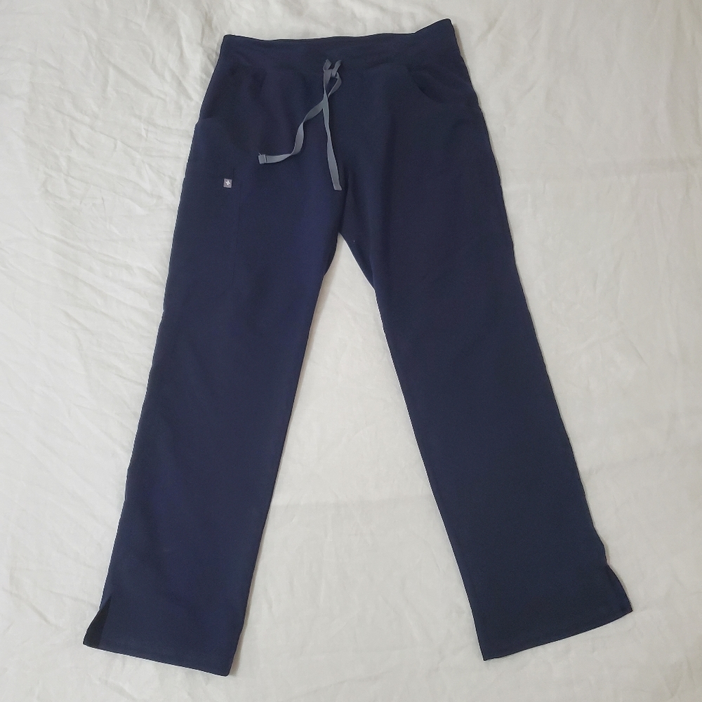 Figs Women's Navy Kade Cargo Scrub Pants (Medium)